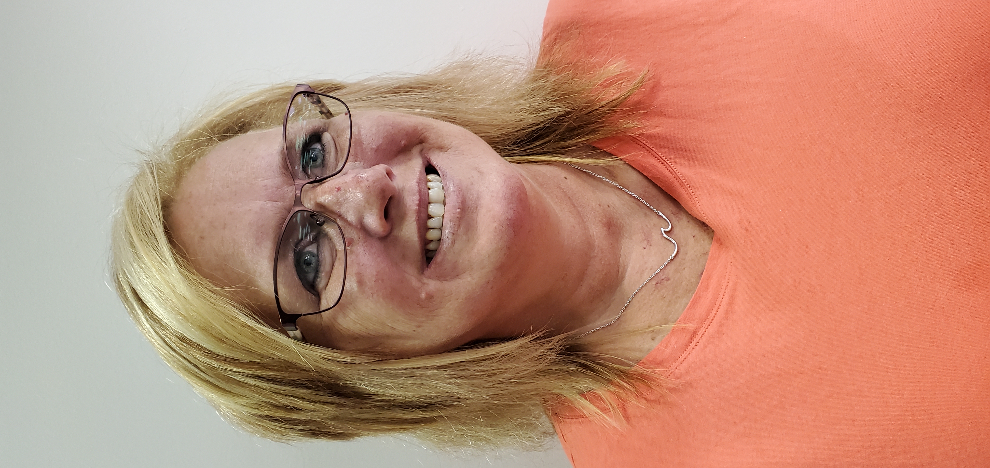 Carrie Heckman Headshot