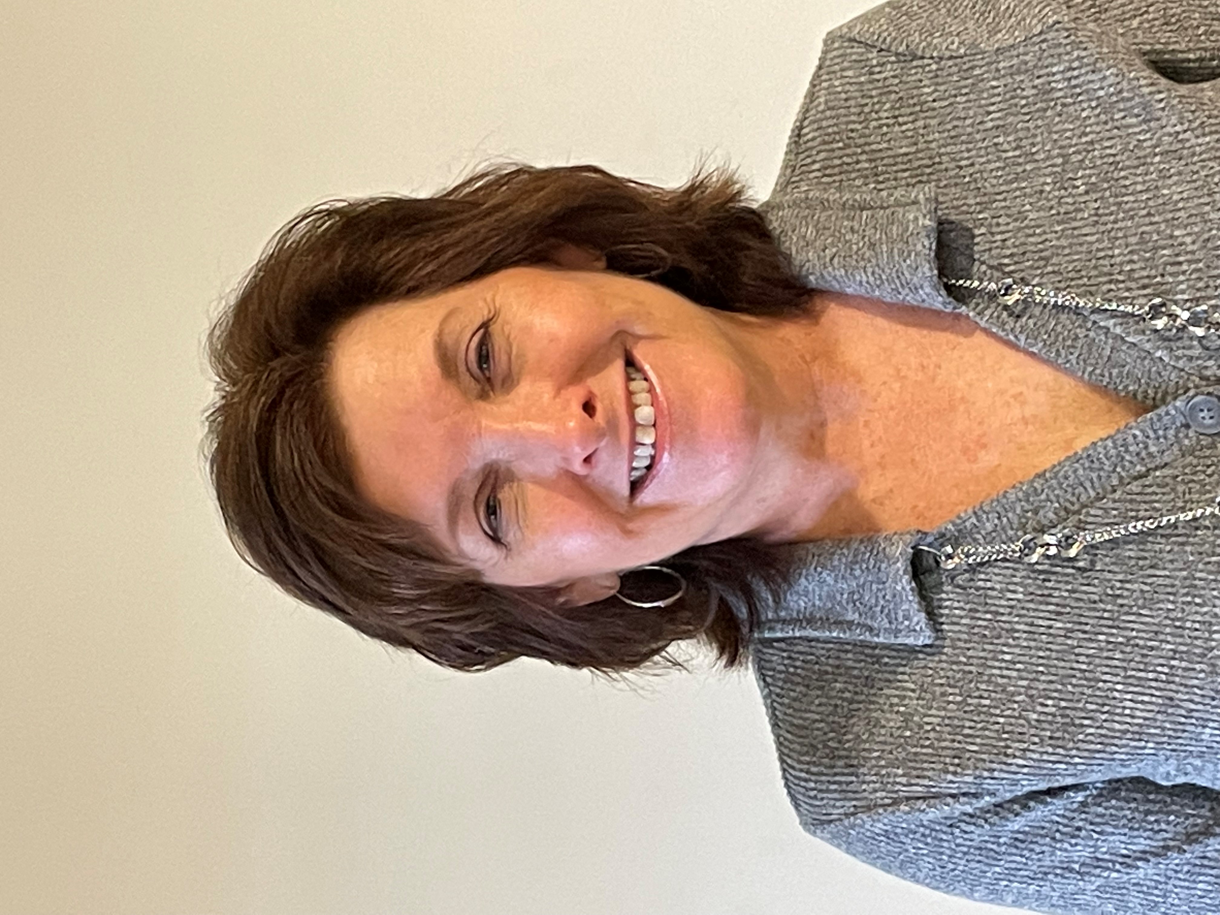 Lori Melinsky Headshot